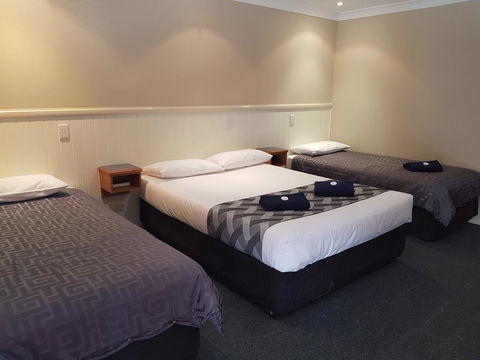 Dirranbandi Motor Inn - Redcliffe Tourism 3