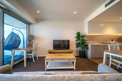 Divinity On Morphett - In The Heart Of The CBD - Free Wifi - Nespresso - Redcliffe Tourism 3