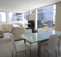Docklands Luxury Penthouse Right Above The District Docklands - Redcliffe Tourism