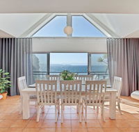 Dolphins Den - panoramic views - Redcliffe Tourism