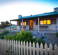 Donington Cottage Lincoln National Park - Redcliffe Tourism