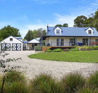 Duncraig House - open fireplace spa pet friendly - Redcliffe Tourism