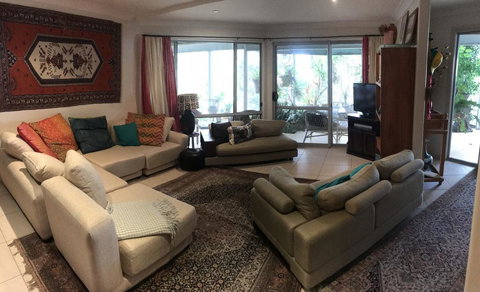 DUNGOOD- 3 Tallarook Cl Dunbogan - Redcliffe Tourism 3