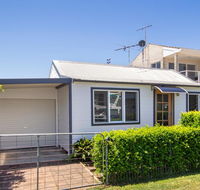 Echuca Bungalow - Redcliffe Tourism