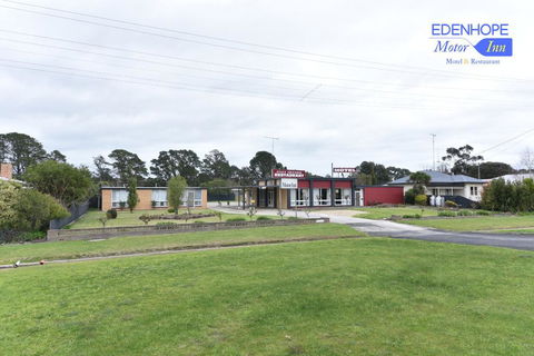 Edenhope Motor Inn - Redcliffe Tourism 0