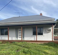 Ellalong Lagoon Home with a view - Redcliffe Tourism