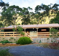 Ellimata Holiday Cottage - Redcliffe Tourism