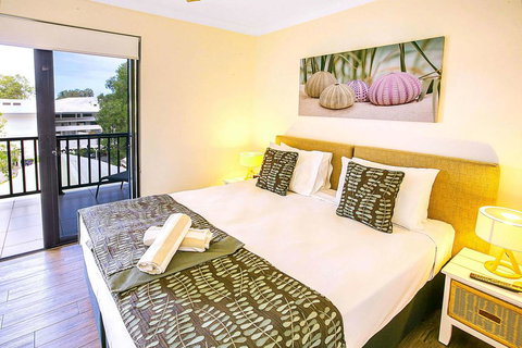 Elysium Apartments - Redcliffe Tourism 1