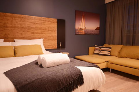 Entally Lodge - Redcliffe Tourism 0