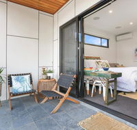 Eternity 141 - Room with private bathroom balcony bed  breakfast - Redcliffe Tourism