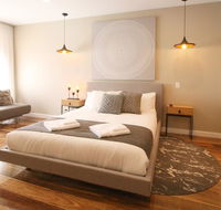 EVOLVE Near Adelaide CBD - Netflix / Wine / Lock up Garage - Redcliffe Tourism
