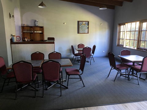 Exchange Hotel Greenbushes - Redcliffe Tourism 2