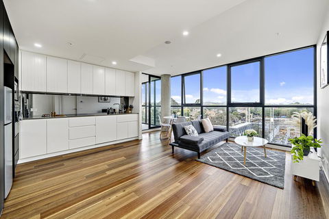 Executive City-centre Apartment With Parking - Redcliffe Tourism 0