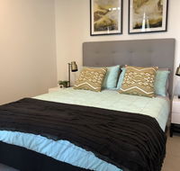 Family Home -Best Of South Bank with Car Park - Redcliffe Tourism