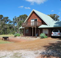 Farm Lane Retreat - Redcliffe Tourism