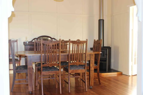 Flame Hill Vineyard - Redcliffe Tourism 2