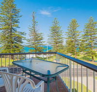 Flinders Lodge - fantastic views opposite Main Beach - Redcliffe Tourism