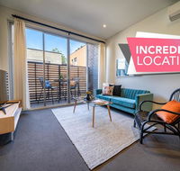 Floral on Frew - Heart of the CBD - Wifi - Netflix - Redcliffe Tourism