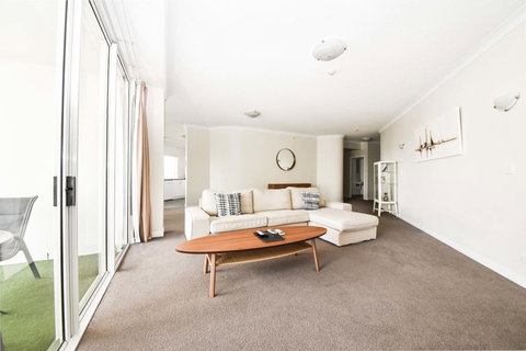 Founda Gardens Apartments - Redcliffe Tourism 1