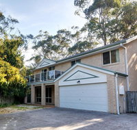 Four Bedroom Quality Townhouse - Redcliffe Tourism