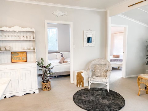 Frangipani Cottage - Redcliffe Tourism 3