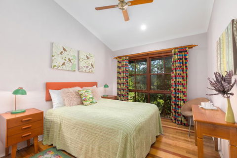 Orara Glen Pty Ltd- Friday Creek Retreat - Redcliffe Tourism 3