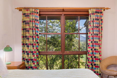 Orara Glen Pty Ltd- Friday Creek Retreat - Redcliffe Tourism 2
