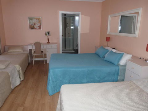 Fullarton Motor Lodge - Redcliffe Tourism 3