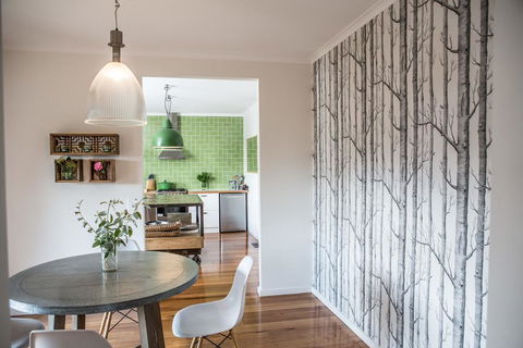 Furmston House & Studio - Redcliffe Tourism 2