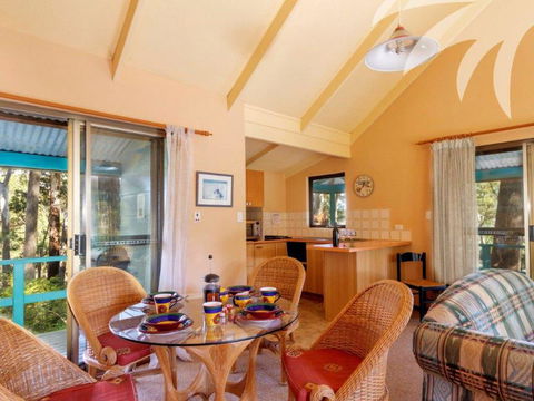 Fyshwicks Cottage - Redcliffe Tourism 0
