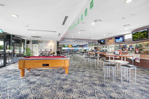 Gateshead Tavern & Motel - Redcliffe Tourism 0