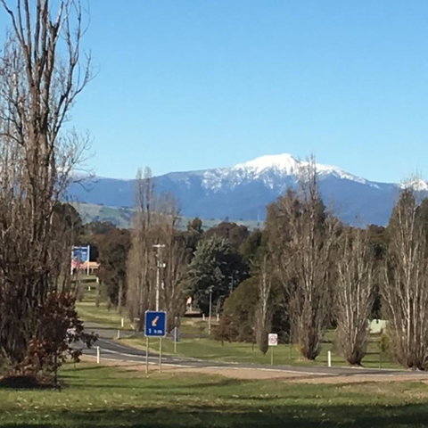 Getawaytoaljon - Redcliffe Tourism 3