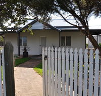 Girraween House - Redcliffe Tourism