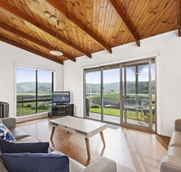 Glen Tara Cottage - Redcliffe Tourism