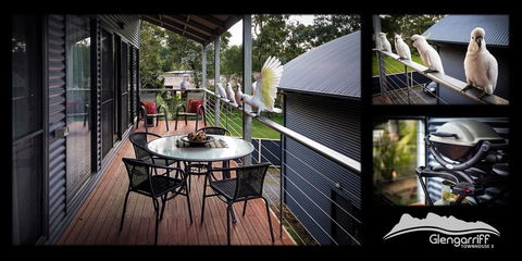 Glengarriff Townhouse 3 - Redcliffe Tourism 3