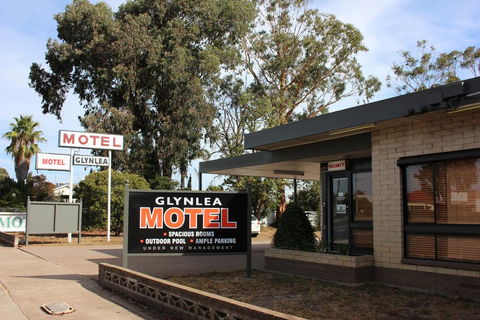 Glynlea Motel - Redcliffe Tourism 0