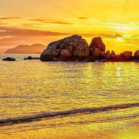 Golden Sands Beach House - Redcliffe Tourism 3