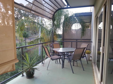 Golf View Apartment 7 - Redcliffe Tourism 0