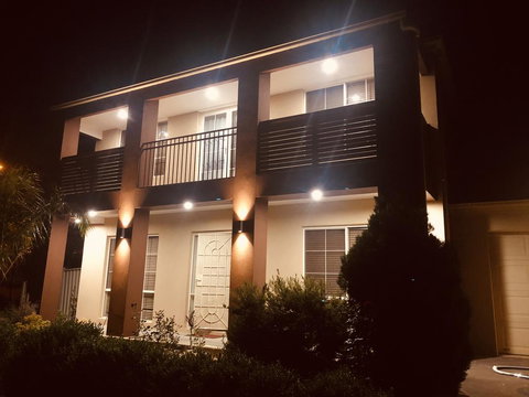 Golf View Charm - Redcliffe Tourism 1