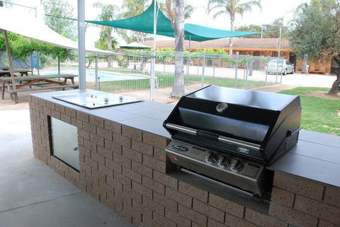 Golfers Lodge Motel - Redcliffe Tourism 3