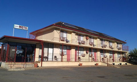 Goolgowi Highway Motel - Redcliffe Tourism 2