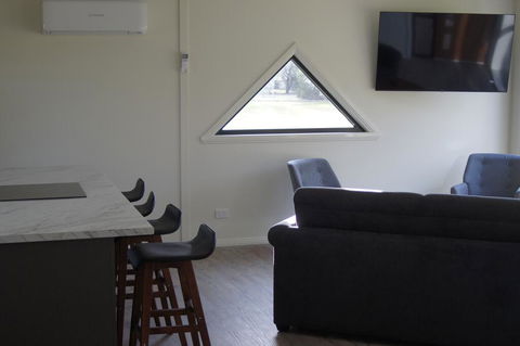 Goolwa Spa & River Retreat House - Redcliffe Tourism 1