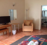 Grampians Motel /Hotel - Redcliffe Tourism