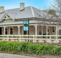 Grandview Accommodation - The Flaxley Apartments - Redcliffe Tourism