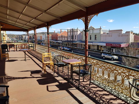 Great Central Hotel - Redcliffe Tourism 3