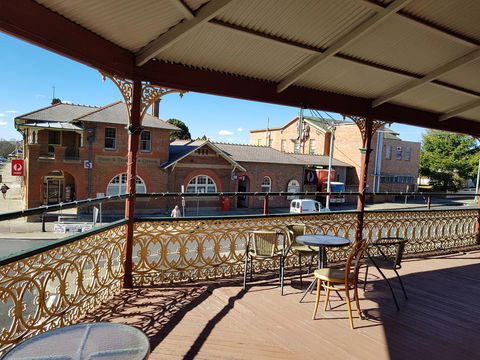 Great Central Hotel - Redcliffe Tourism 2