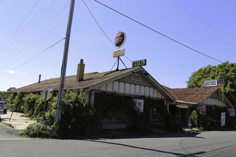 Great Western Motel - Redcliffe Tourism 1