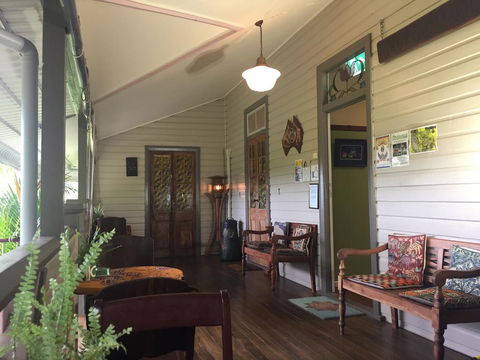 Grey Gum Lodge - Redcliffe Tourism 2