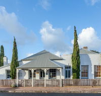 Grey Masts Robe - Redcliffe Tourism