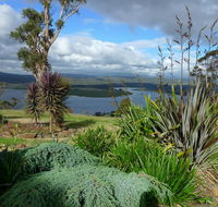 Grindelwald Lodge and Gardens - Redcliffe Tourism